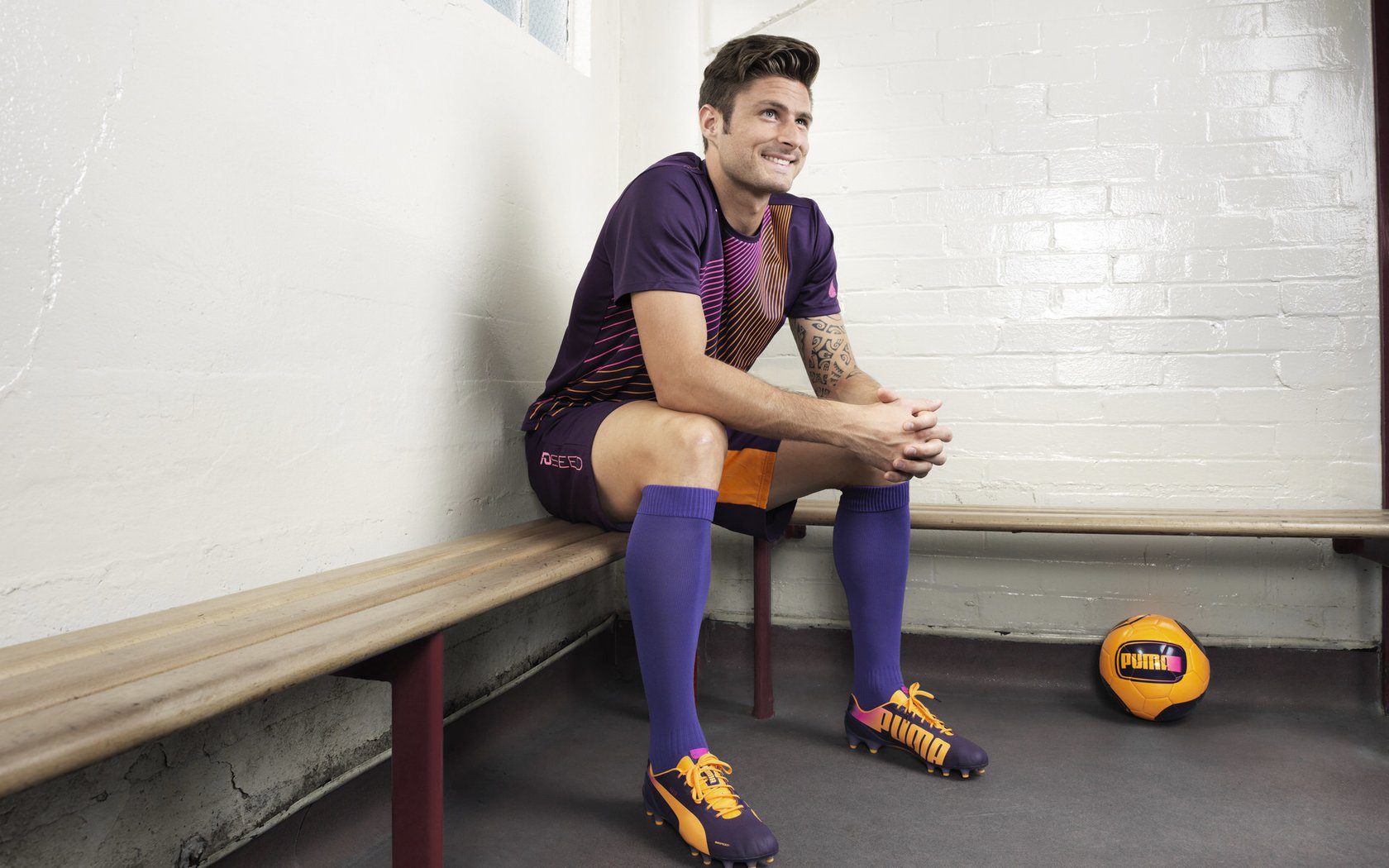 终场“绝杀英雄”:点燃欧洲夜空的精彩瞬间